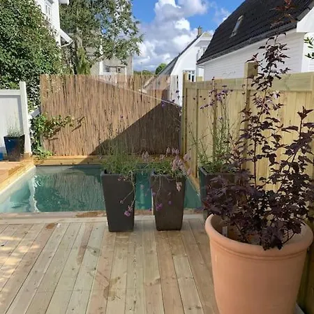 Big 10 Min Walk From Citycenter-swimmingpool * Stavanger
