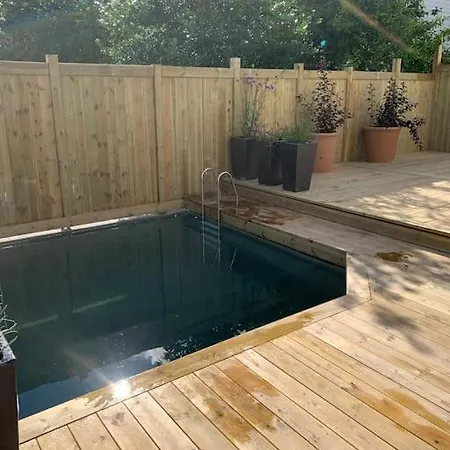 Big 10 Min Walk From Citycenter-swimmingpool וילה *
